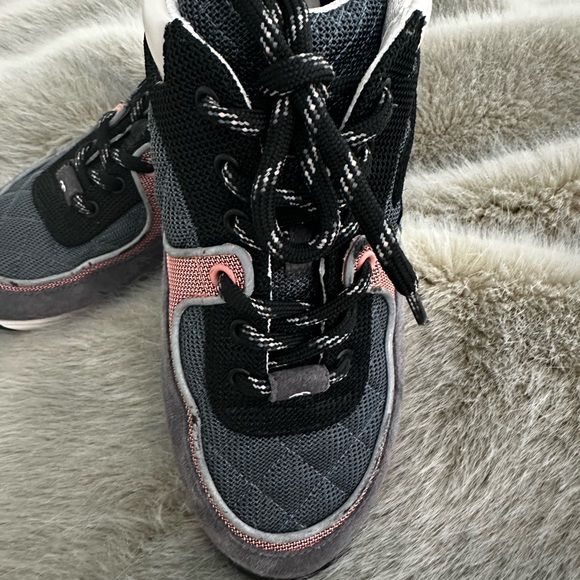 CHANEL Women's Sneakers - Black, Gray, Pink - Picture 5 of 8